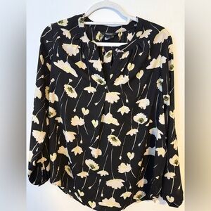 Simply by Vera Wang Black Floral Blouse Medium